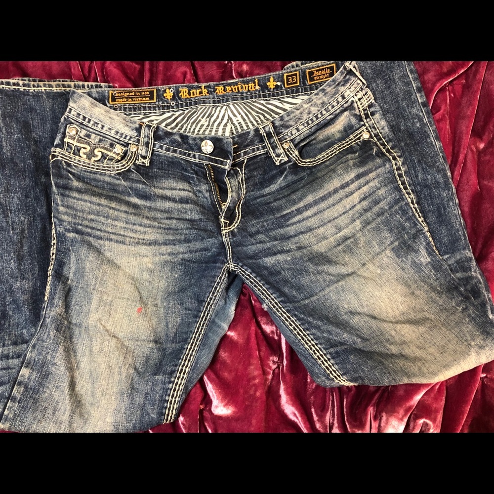 Rock Revival SZ 33 jeans